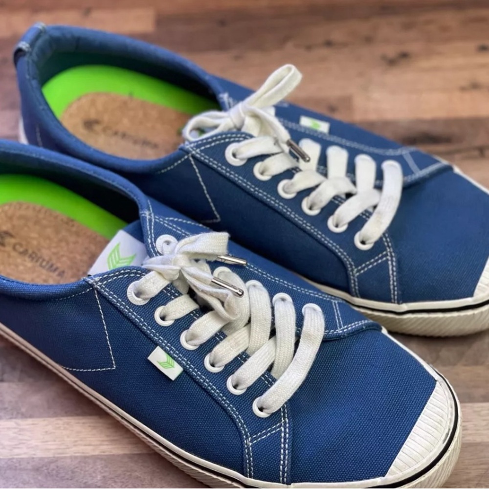 Cariuma sneakers rio blue size 11.5